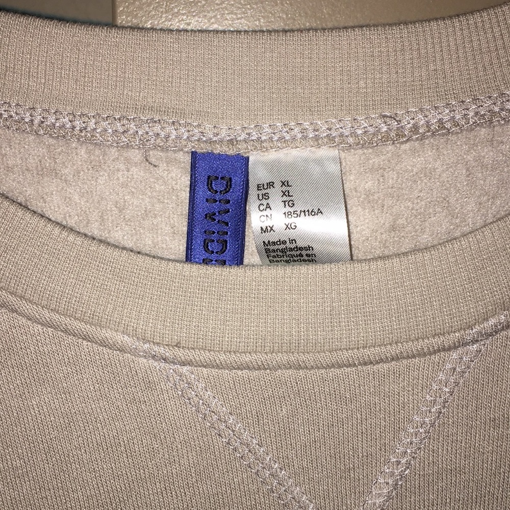 Men’s basic screw neck sweatshirt - Picture 2 of 3